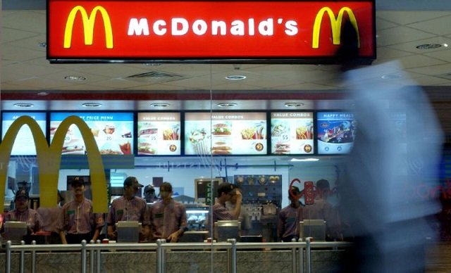 last straw for mcdonald s burger king in mumbai plastic ban