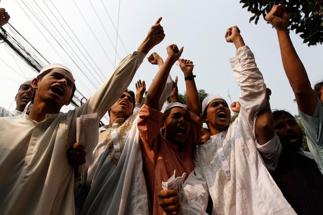 an angry mob of militants in dhaka bangladesh photo reuters