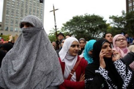 second canadian judge suspends quebec niqab ban