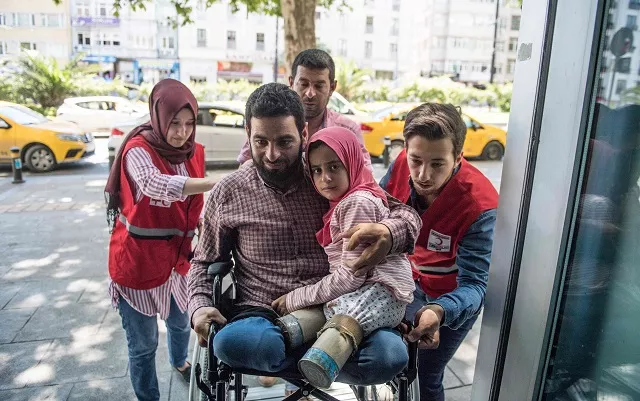 eight year old syrian girl maya and his father arrive to an istanbul clinic on june 29 2018 to get prosthetic legs photo afp eight year old syrian girl maya and his father arrive to an istanbul clinic on june 29 2018 to get prosthetic legs photo afp