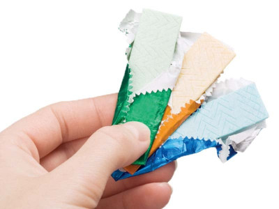 pfa to ban kids in chewing gum ads