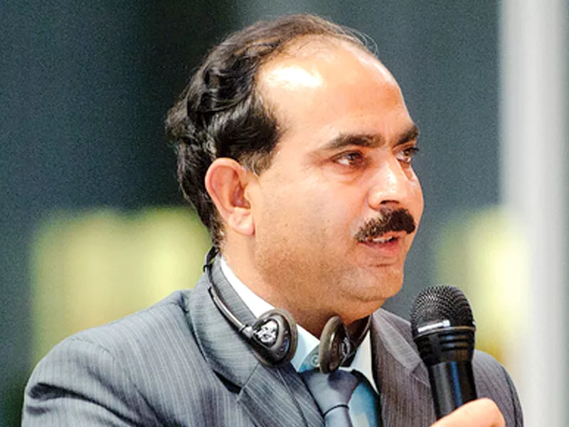 peace activist idrees kamal photo file