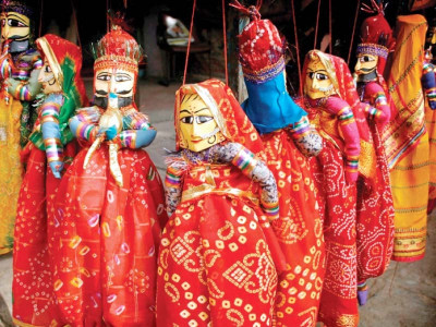 puppet theatre promoting dying art