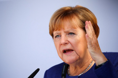 merkel rebels vow last ditch bid for migrant deal merkel rebels vow last ditch bid for migrant deal