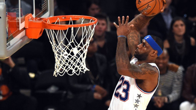 the lakers can offer top money plus talent and draft picks in order to surround lebron with enough competitive players to challenge the warriors photo afp the lakers can offer top money plus talent and draft picks in order to surround lebron with enough competitive players to challenge the warriors photo afp