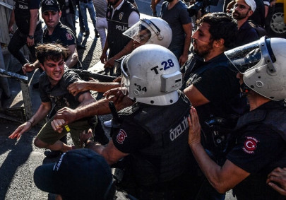 gay groups march in istanbul pride despite ban gay groups march in istanbul pride despite ban