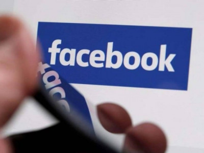 facebook shares drop on report of widened probe on data scandal