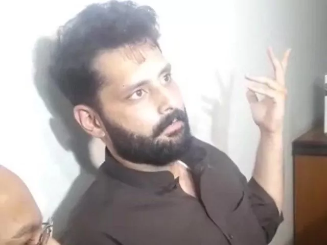 nasir was roughed up by police personnel in the security protocol of a senior judge when he refused to make way for his motorcade on monday screengrab nasir was roughed up by police personnel in the security protocol of a senior judge when he refused to make way for his motorcade on monday screengrab