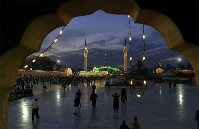 shrine of data ganj bakhsh lahore photo afp