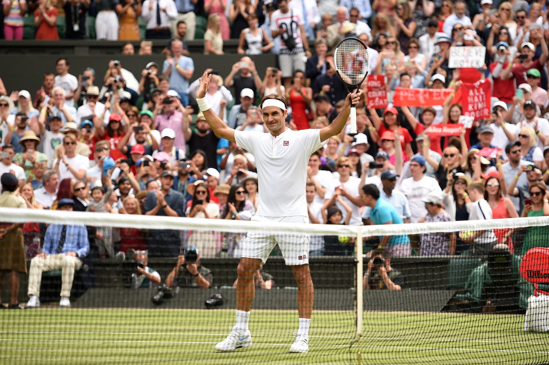 federer has now won 26 consecutive sets at wimbledon as he looks to further extend his record grand slam tally photo afp