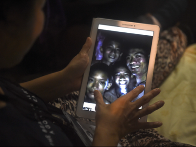 stay strong football stars rally round thai cave boys