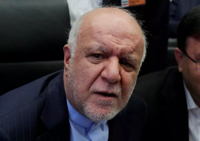 iran 039 s oil minister bijan zanganeh talks to journalists at the beginning of an opec meeting in vienna austria june 22 2018 photo reuters iran 039 s oil minister bijan zanganeh talks to journalists at the beginning of an opec meeting in vienna austria june 22 2018 photo reuters