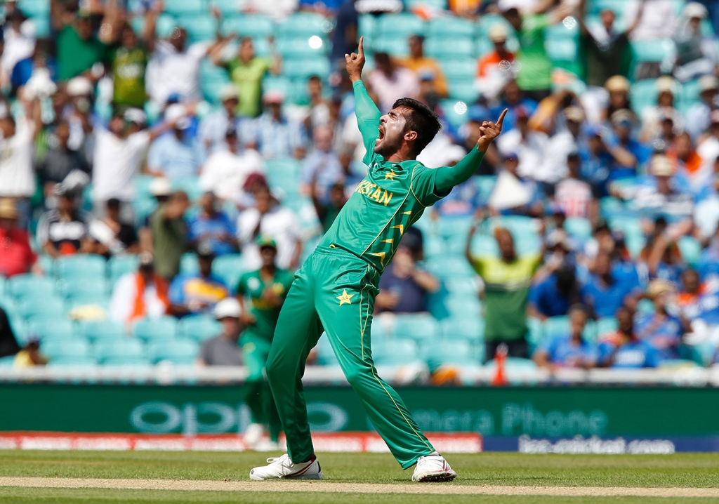 anything for motherland mohammad amir believes pakistanis will happily lay their life for pakistan if ever it is needed since they are passionate to the core photo afp