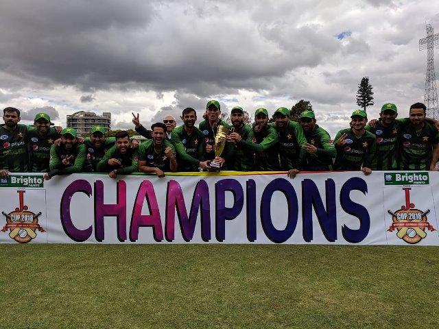 pakistan cricket team poses with the trophy after winning the t20i tri series final against australia photo pcb