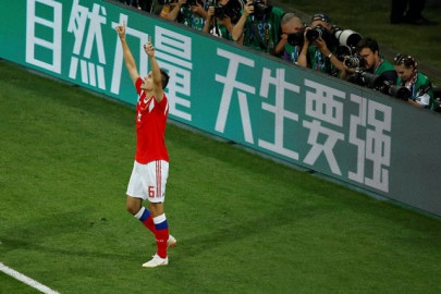 defiant russia hailed as heroes defiant russia hailed as heroes