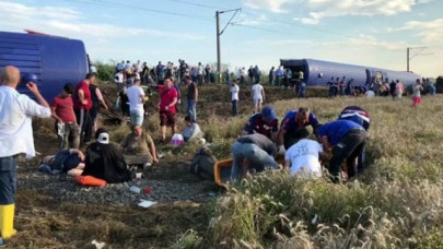 ten killed 73 injured in turkey train derailment ten killed 73 injured in turkey train derailment