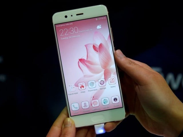 huawei is the world 039 s third largest phone maker after apple and samsung photo reuters huawei is the world 039 s third largest phone maker after apple and samsung photo reuters