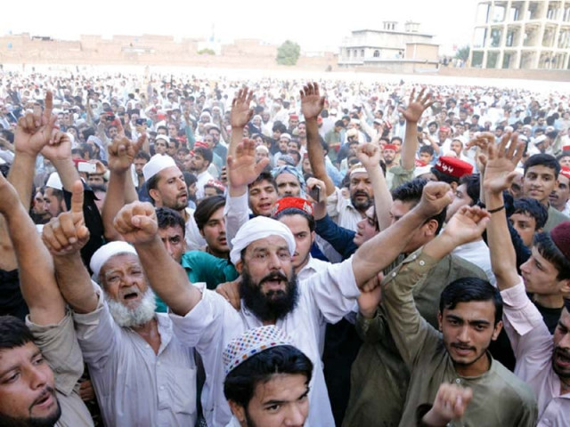 anp workers protest against the killings of anp leader haroon bilour and others in a bomb blast in peshawar photo online anp workers protest against the killings of anp leader haroon bilour and others in a bomb blast in peshawar photo online