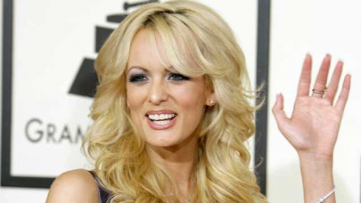 strip club stormy daniels charges dropped lawyer