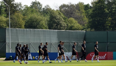 defeated semi finalists eye third spot consolation