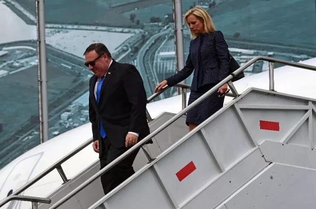 us secretary of state mike pompeo l and us homeland security secretary kirstjen nielsen disembark from their plane in mexico city photo afp us secretary of state mike pompeo l and us homeland security secretary kirstjen nielsen disembark from their plane in mexico city photo afp