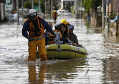 fierce heatwave hits japan flood recovery fierce heatwave hits japan flood recovery
