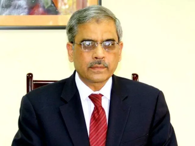 tariq bajwa governor of the state bank of pakistan photo file tariq bajwa governor of the state bank of pakistan photo file