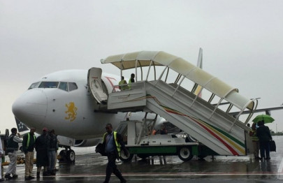 first commercial flight in 20 years leaves ethiopia for eritrea airline