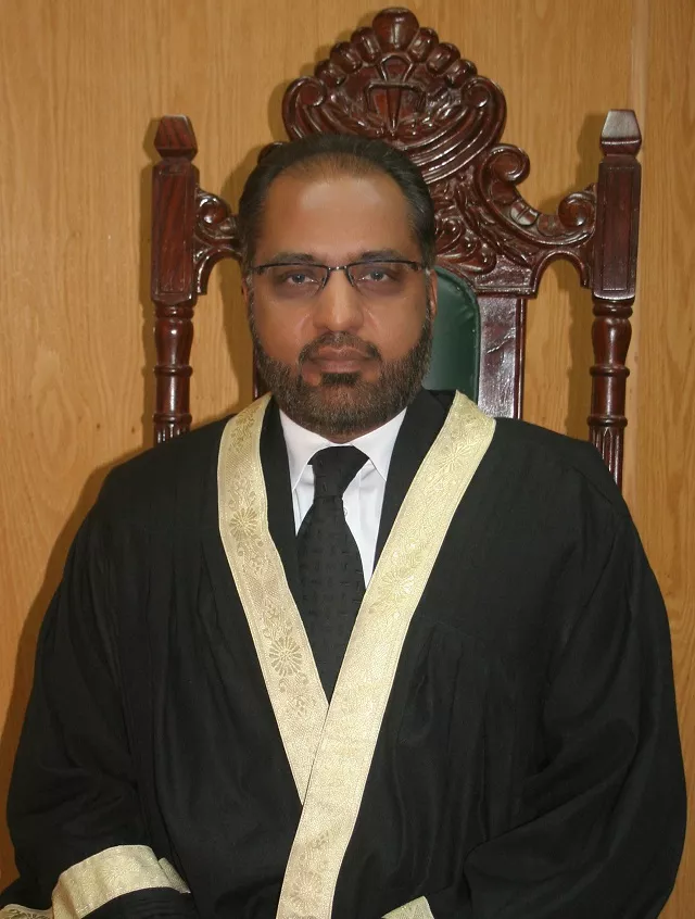 expressing serious concerns over the perception that a state within state existed in the country ihc 039 s justice shaukat aziz siddiqui said that as such these elements conspired to manipulate the government and the judiciary photo ihc gov pk expressing serious concerns over the perception that a state within state existed in the country ihc 039 s justice shaukat aziz siddiqui said that as such these elements conspired to manipulate the government and the judiciary photo ihc gov pk