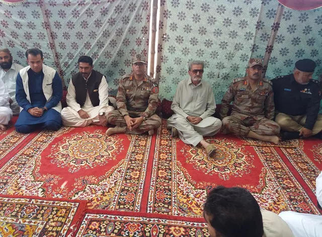 ig fc maj gen nadeem anjum meets family members of the martyrs in mastung photo express ig fc maj gen nadeem anjum meets family members of the martyrs in mastung photo express