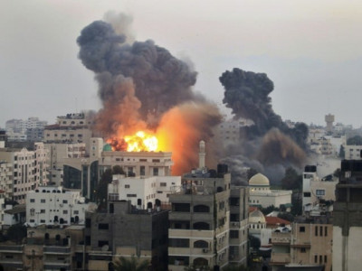 deadly israeli strikes pound gaza after soldier killed