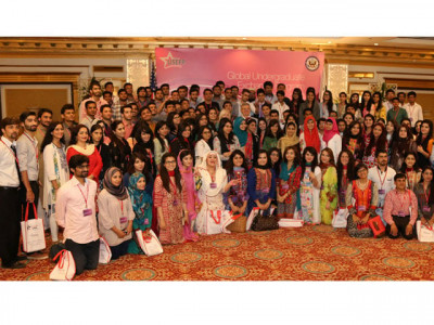 oriented students get briefed on studies in us