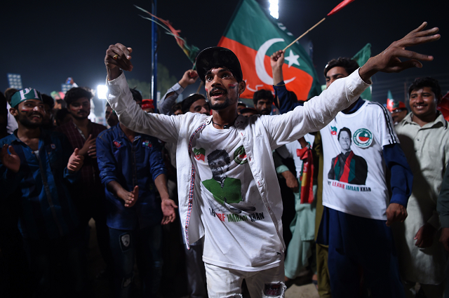 curtain falls on electioneering as pakistan gears up to vote
