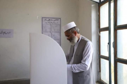 religious parties fail to impress religious parties fail to impress