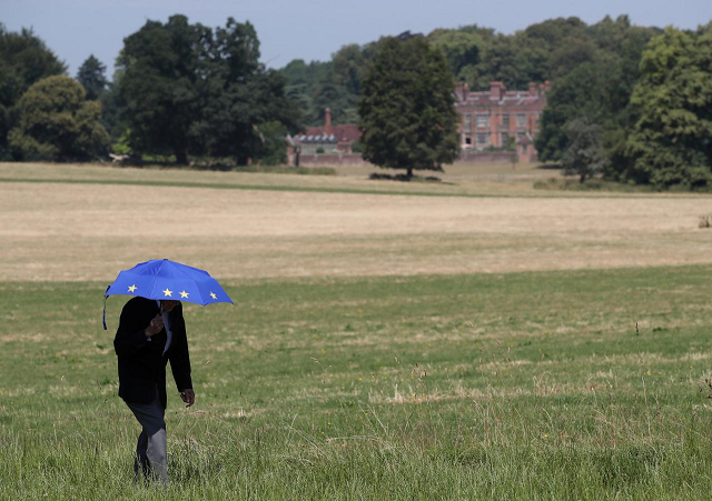 britain heatwaves heat related deaths in britain set to treble by 2050 uk lawmakers warn photo reuters