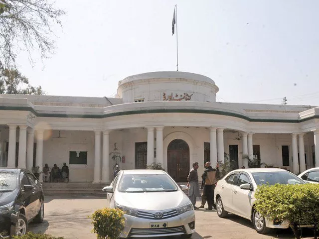 rawalpindi cantonment board building and the plaques showing names of the founders photos agha mehroze express rawalpindi cantonment board building and the plaques showing names of the founders photos agha mehroze express