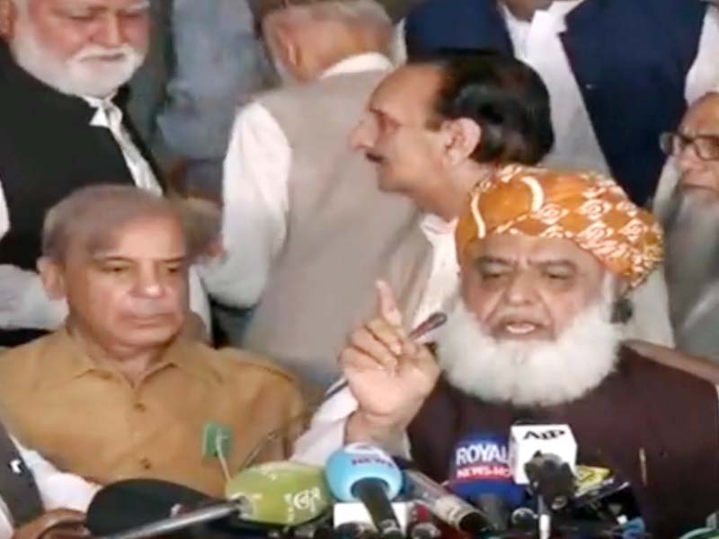 jui f chief fazlur rehman announces launching movement aimed at 039 restoring democracy freedom 039 in the country screengrab