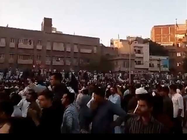 in the video a pakistani can be seen saying that they have not talked to their loved ones back home for the past five months now screengrab facebook