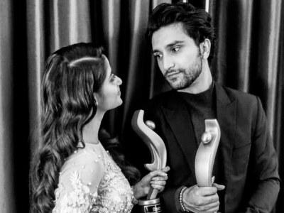 saboor aly pens heartfelt note for sister sajal ahad raza mir saboor aly pens heartfelt note for sister sajal ahad raza mir