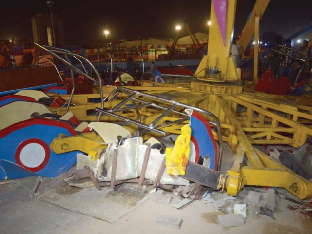 a 12 year old girl kashaf dukhtar was killed and 25 others injured when a ride being operated on a trial basis in karachi s newly inaugurated askari amusement park broke apart earlier this month photo file a 12 year old girl kashaf dukhtar was killed and 25 others injured when a ride being operated on a trial basis in karachi s newly inaugurated askari amusement park broke apart earlier this month photo file