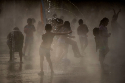 three dead in spain as europe wilts under record heatwave three dead in spain as europe wilts under record heatwave
