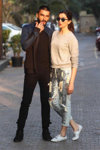 deepika pudukone ranveer singh allegedly attack fan in florida deepika pudukone ranveer singh allegedly attack fan in florida
