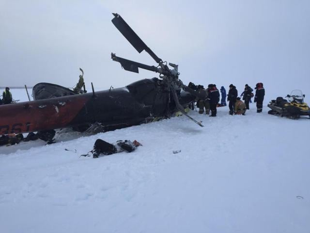 helicopter crash in siberia kills 18 photo reuters