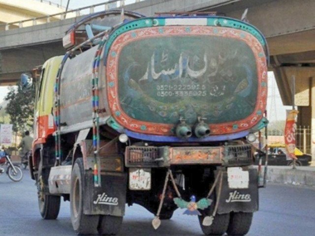 the islamabad capital territory administration icta has requested the capital administration authority cda to provide them with 20 water tankers photo file