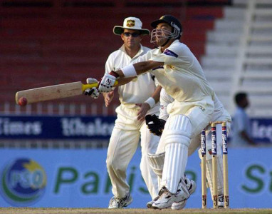 pakistan cricketer sidelined from qea trophy after suspicious activity pakistan cricketer sidelined from qea trophy after suspicious activity