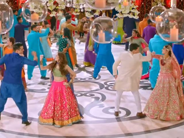 Shilpa Shetty Rocks By Her Dance In The Killer Song Of 'Nikamma' Released  Today- Watch