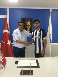 former captain kaleemullah hits out at football federation