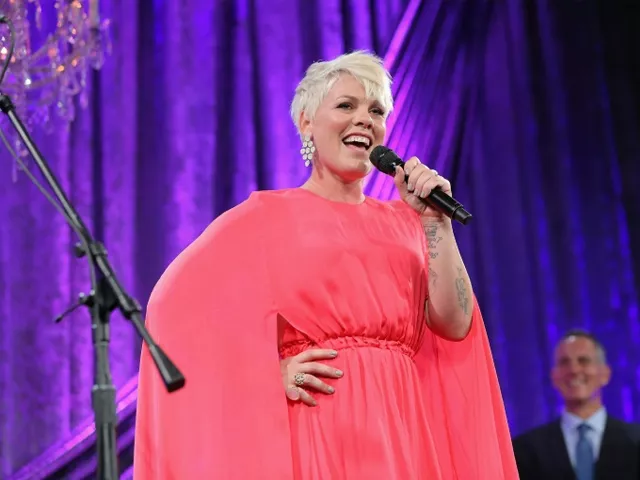 the american pop star cancelled a performance last friday due to illness but battled through a saturday show before being admitted to hospital on sunday photo afp the american pop star cancelled a performance last friday due to illness but battled through a saturday show before being admitted to hospital on sunday photo afp