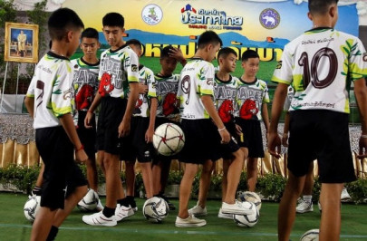 stateless thai cave boys and coach granted citizenship