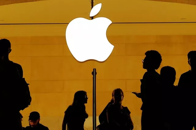 customers walk past an apple logo inside of an apple store at grand central station in new york us august 1 2018 photo reuters customers walk past an apple logo inside of an apple store at grand central station in new york us august 1 2018 photo reuters